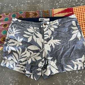 Old Navy Shorts size 12. EUC❤️❤️❤️
